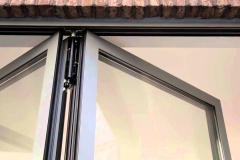 CF77 folding doors