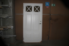 Entrance doors