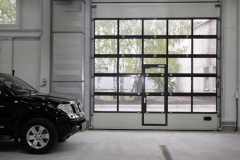 Panoramic industrial garage doors