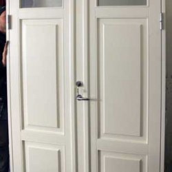 D56 entrance doors